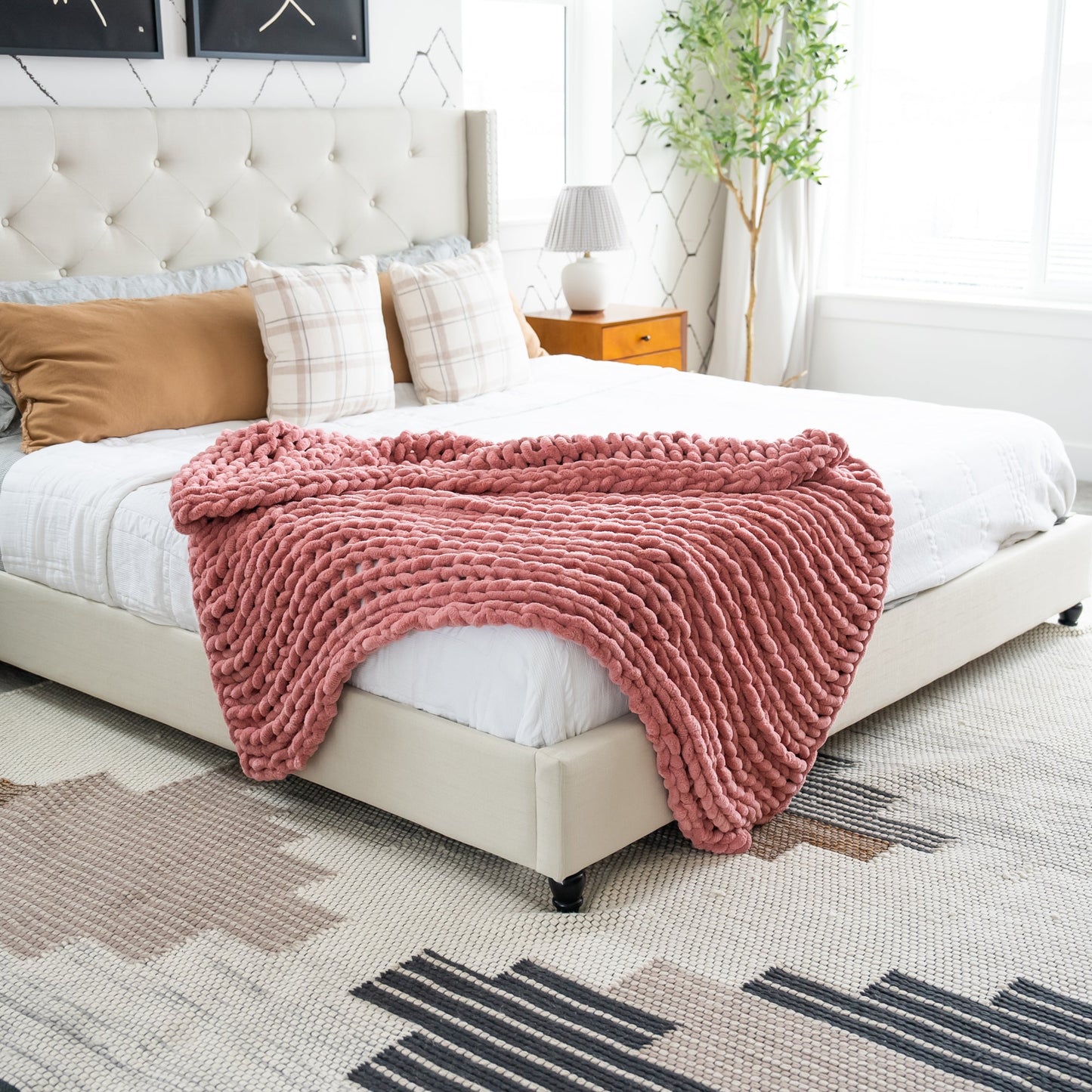Mauve 50x60" Chenille Chunky Knit Blanket