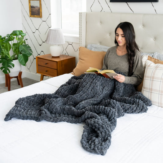 Graphite 50x70" Chenille Chunky Knit Blanket