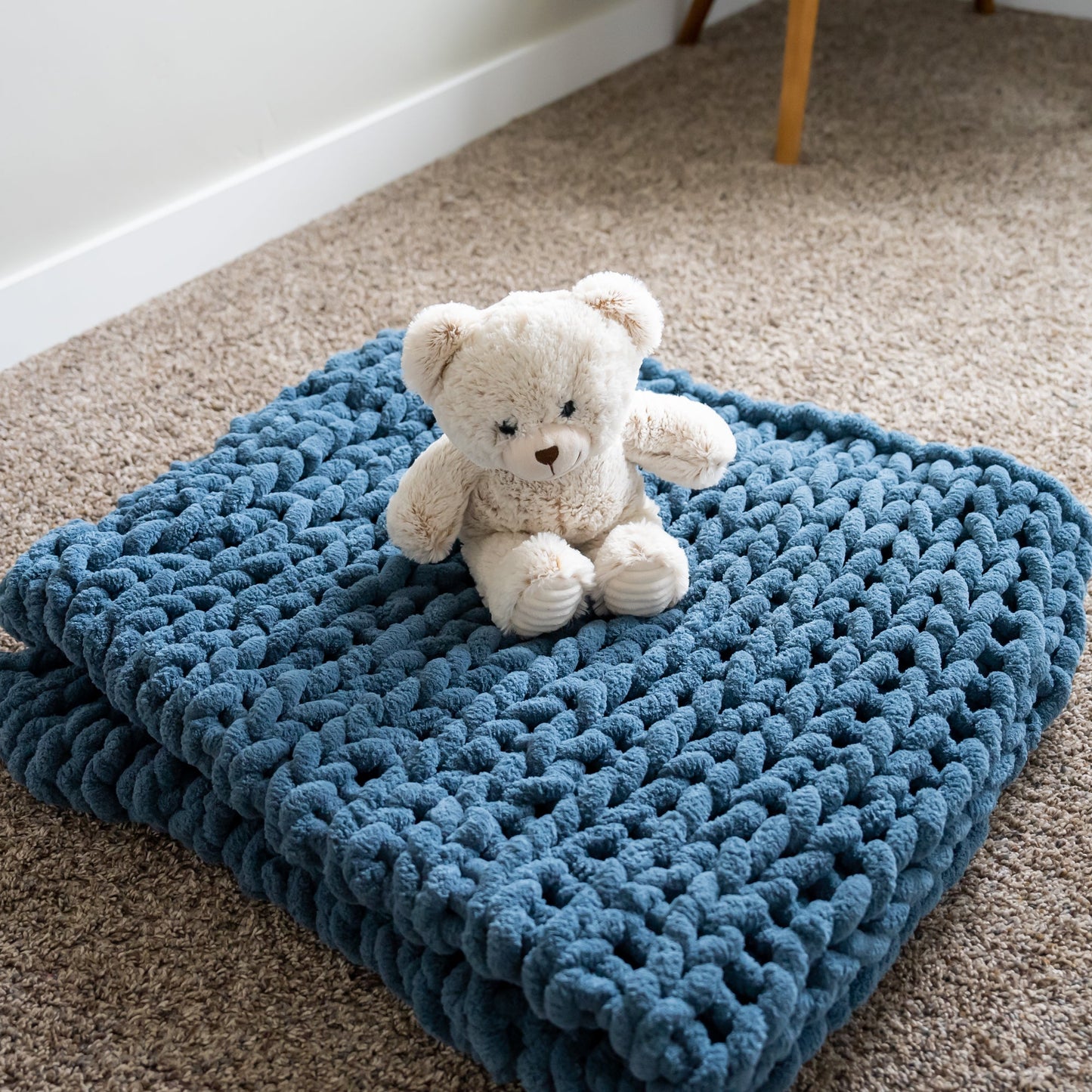 Oceanside 50x30" Chenille Chunky Knit Lap Blanket or Baby Blanket