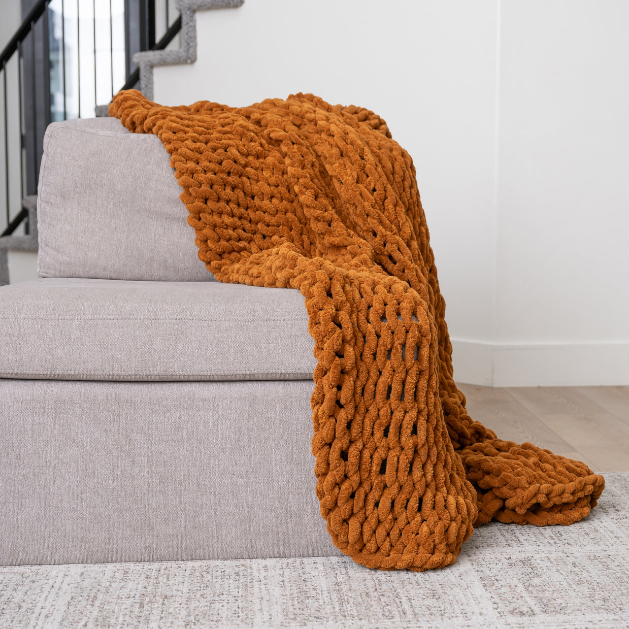 Amber 50x70" Chenille Chunky Knit Blanket