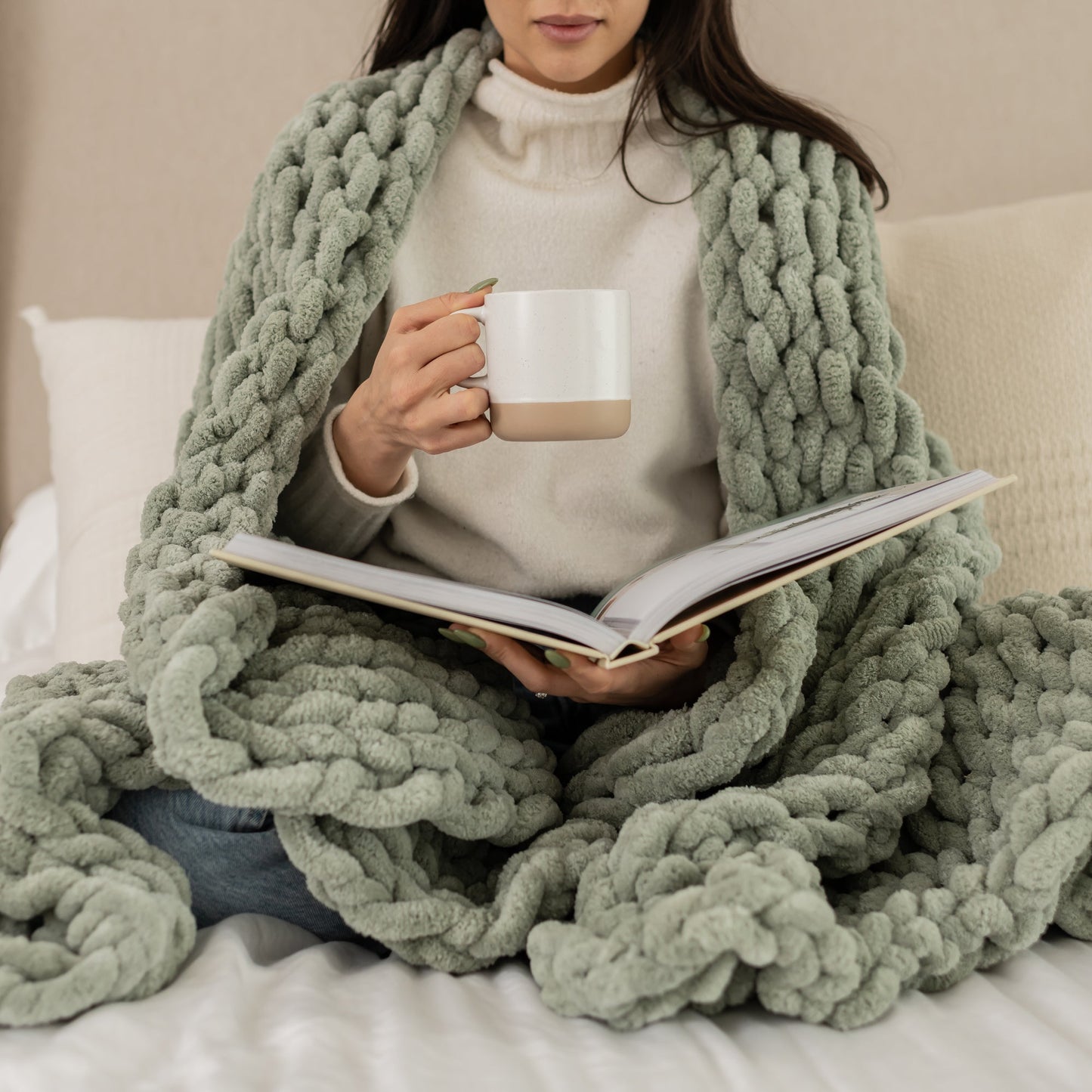 Sage 50x70" Chenille Chunky Knit Blanket
